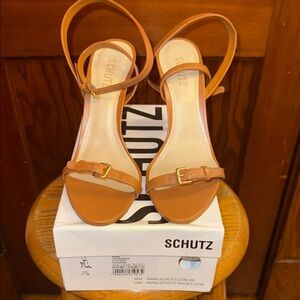 Schutz Aurora Heels – Size 10.5 – Brand New Tan Sandals